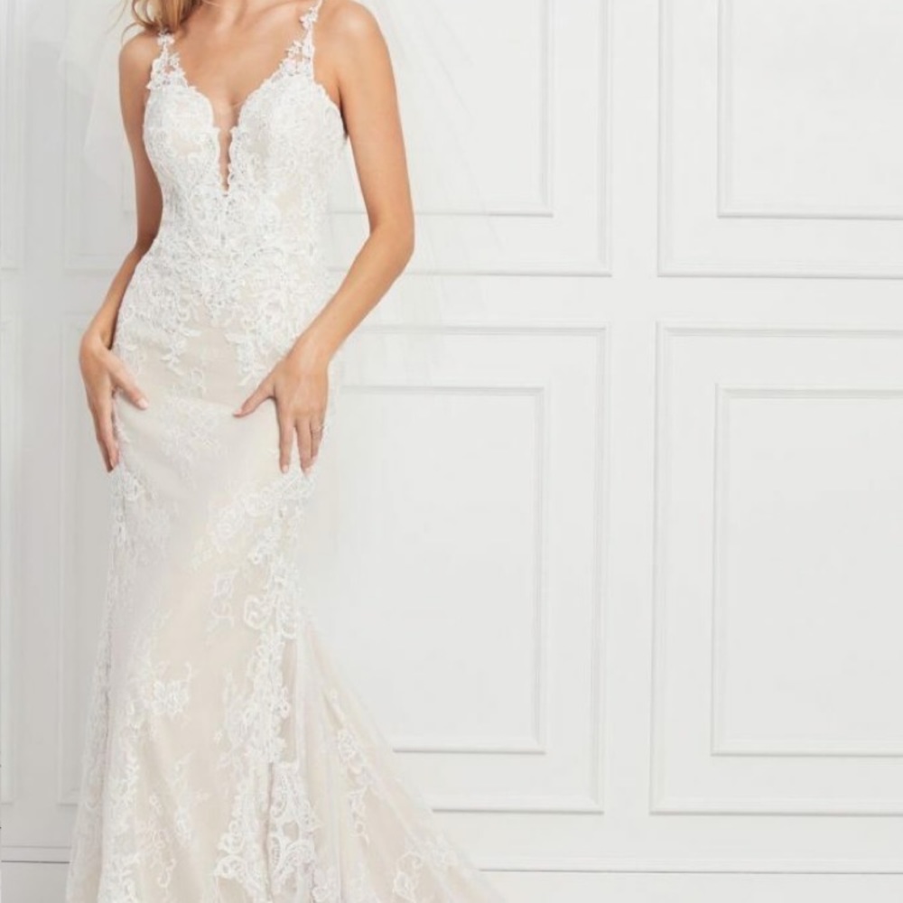 Watters Charisma wedding dress EUC